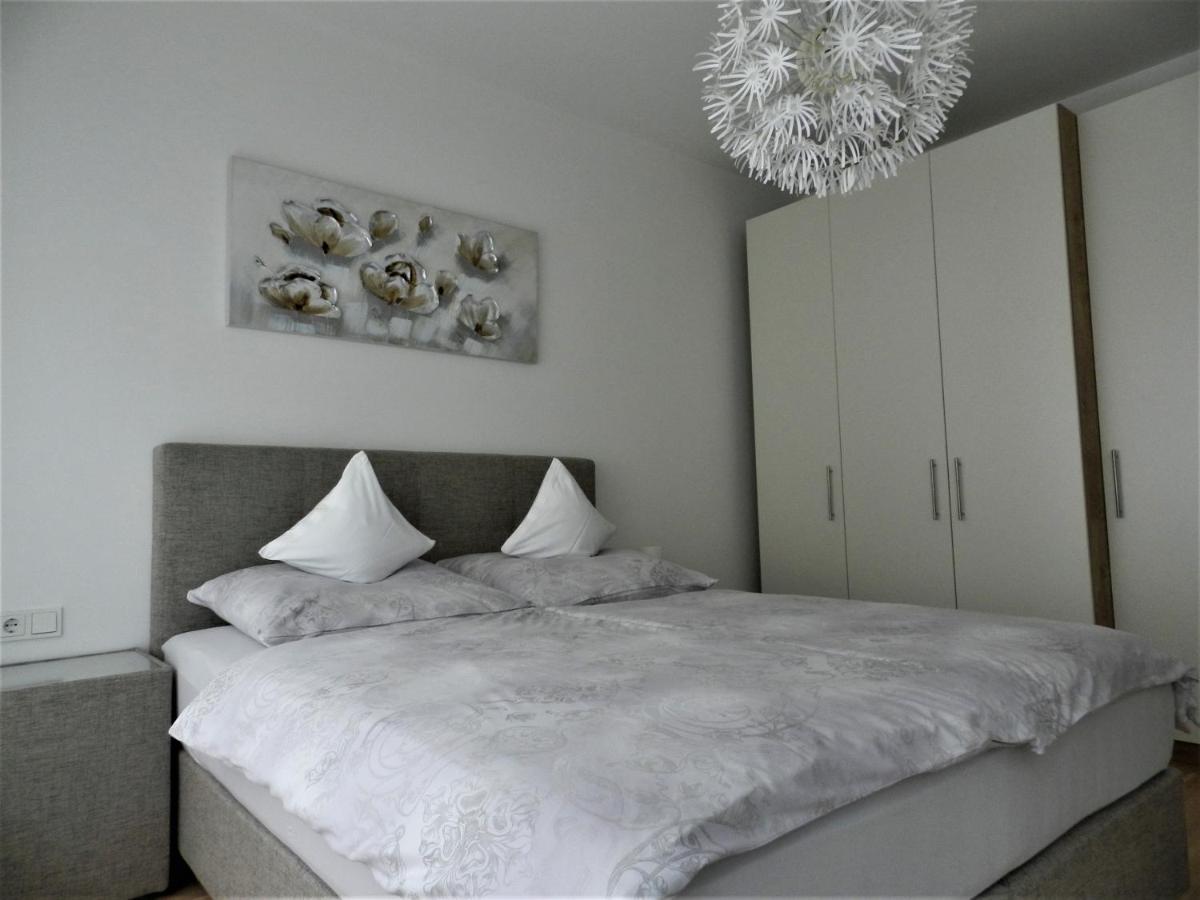Ferienwohnung Danubia Линц Экстерьер фото
