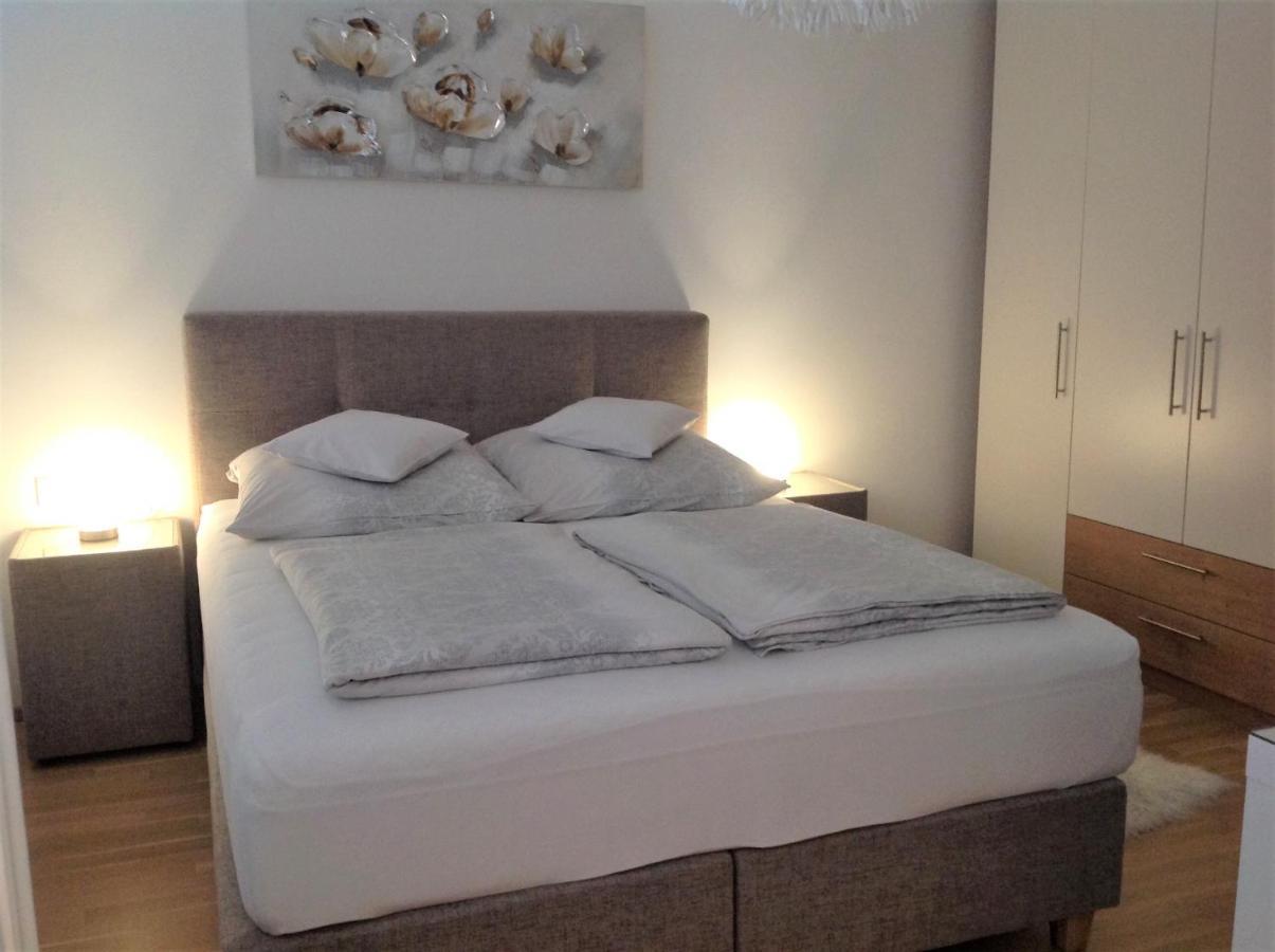 Ferienwohnung Danubia Линц Экстерьер фото