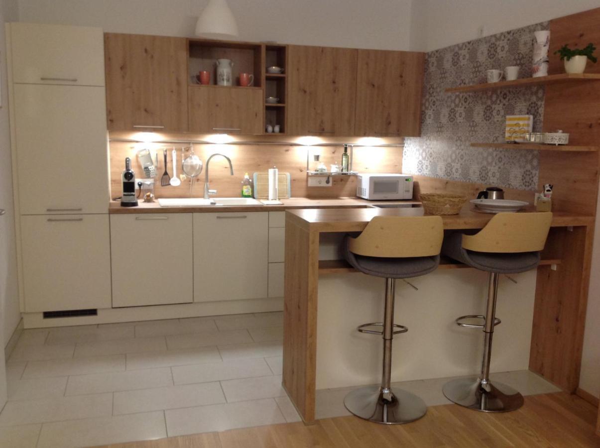 Ferienwohnung Danubia Линц Экстерьер фото